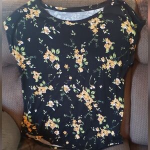 floral short sleeve shirts 24/7 brand lot of 2